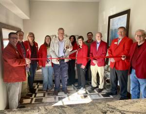 Ribbon cutting - Sawyer-Phillips Insurance