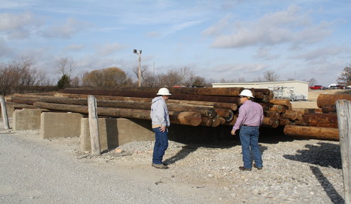 Electric cooperative braces for possible ice, outages